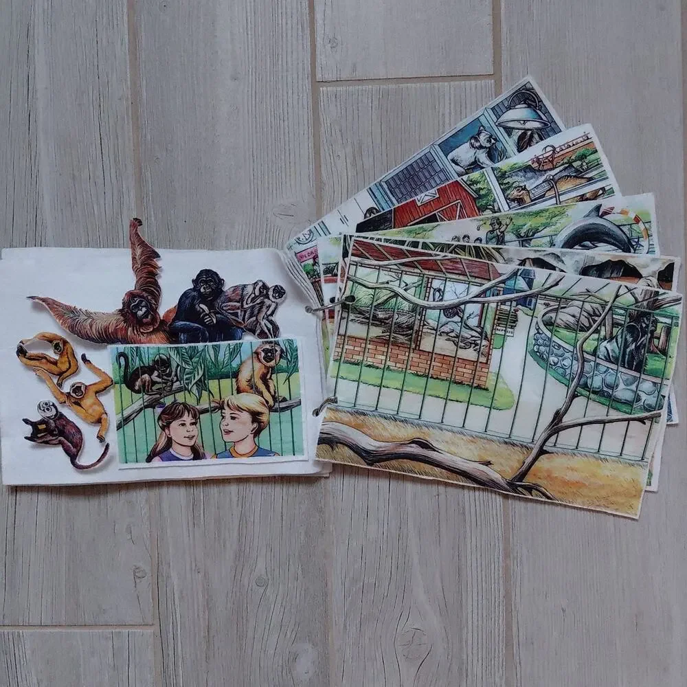 Fold-Out Felt Fabric Book - A Visit To The Zoo